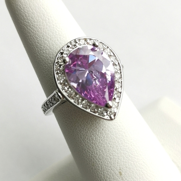 ES Jewelry - NWT 6ct teardrop pear cut lavender Amethyst cz halo cz ring size 8
